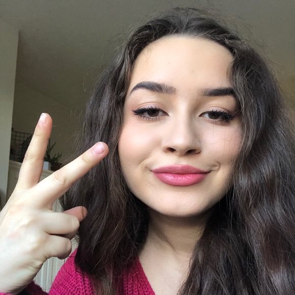 zoeewoodama